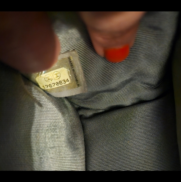 CHANEL 💥 Authentic - Picture 4 of 17